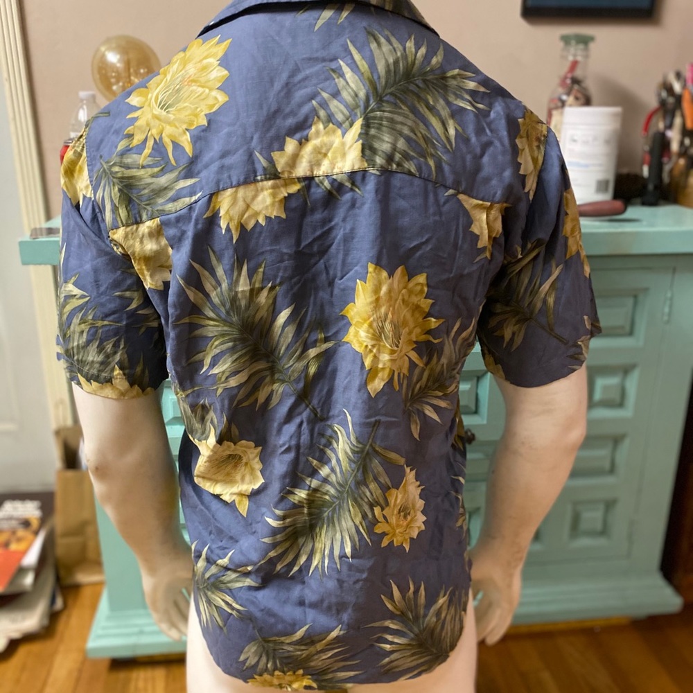 The Hawaiian Original vtg. Hawaiian Shirt - Picture 2 of 6